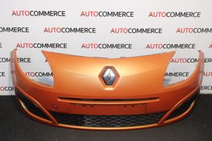 Usagé Pare-chocs avant Renault Twingo II (CN) 1.2 Prix € 150,00 Règlement à la marge proposé par Autocommerce