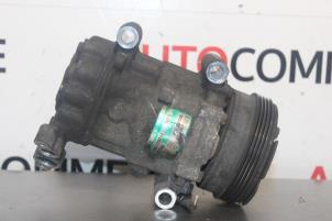 Used Air conditioning pump Renault Clio II (BB/CB) 1.2 16V Price on request offered by Autocommerce