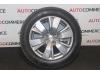 Wheel + winter tyre from a Peugeot 2008 (CU), 2013 / 2019 1.6 Blue HDi 100, MPV, Diesel, 1.560cc, 73kW (99pk), FWD, DV6FD; BHY, 2015-01 / 2019-12, CUBHY 2016