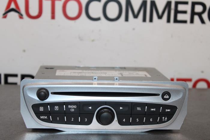 Begagnade Radio Renault Megane III CC (EZ) 1.5 dCi 110 Pris € 55,00 Marginaltabell erbjuds av Autocommerce