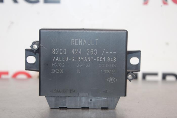 Begagnade PDC-modul Renault Megane II CC (EM) 1.9 dCi 115 Pris € 35,00 Marginaltabell erbjuds av Autocommerce
