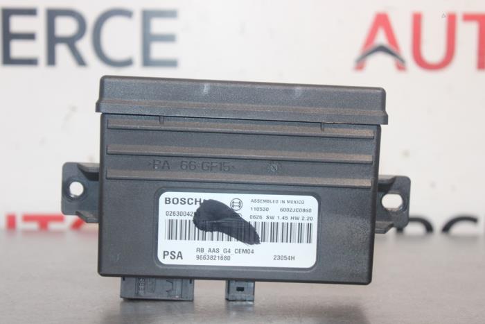 Begagnade PDC-modul Citroen C4 Picasso (UD/UE/UF) 1.6 HDiF 16V 110 Pris € 15,00 Marginaltabell erbjuds av Autocommerce