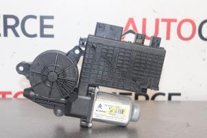 Używane Silnik szyby drzwiowej Citroen C4 Picasso (UD/UE/UF) 1.6 HDiF 16V 110 Cena na żądanie oferowane przez Autocommerce