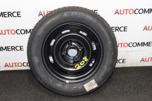 Begagnade Hjul + däck Peugeot 208 Pris € 60,00 Marginaltabell erbjuds av Autocommerce