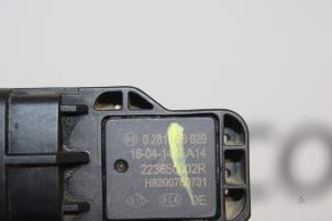 Map Sensor (Einlasskrümmer) van een Dacia Duster (HS) 1.2 TCE 16V 2016