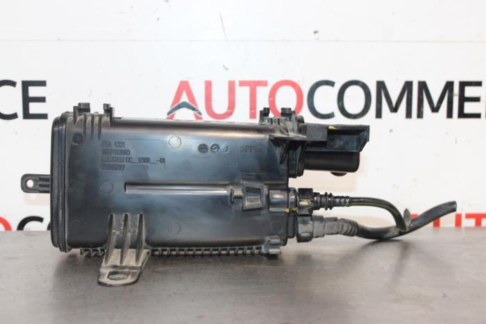 Begagnade Kolfilter Citroen Berlingo Cinqspace, Multispace 1.6 VTi 95 16V Phase 2 Pris på förfrågan erbjuds av Autocommerce
