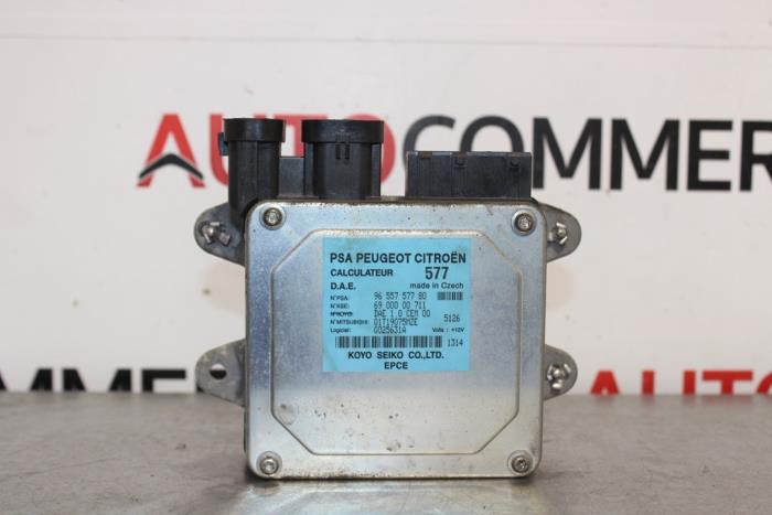 Usagé Pompe direction assistée Citroen C3 Pluriel (HB) 1.4 Prix sur demande proposé par Autocommerce