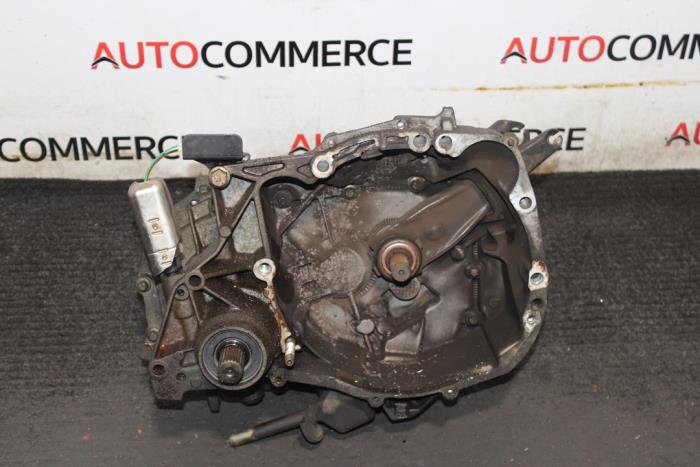 Used Gearbox Renault Clio II (BB/CB) 1.2 Price € 120,00 Margin scheme offered by Autocommerce