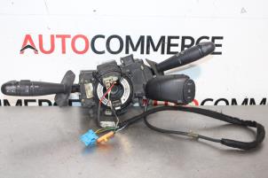 Używane Przelacznik Combi kolumny kierownicy Renault Kangoo Express (FC) 1.5 dCi 60 Cena € 50,00 Procedura marży oferowane przez Autocommerce
