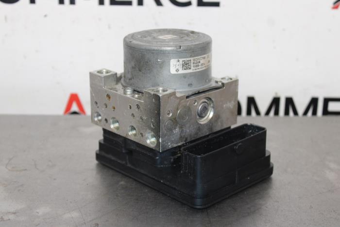 Begagnade ABS-pump Opel Corsa F (UB/UH/UP) 1.2 Turbo 12V 100 Pris € 155,00 Marginaltabell erbjuds av Autocommerce