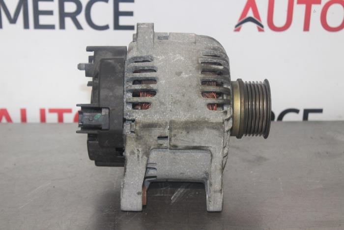 Gebrauchte Dynamo Renault Scénic II (JM) 1.6 16V Preis € 50,00 Margenregelung angeboten von Autocommerce