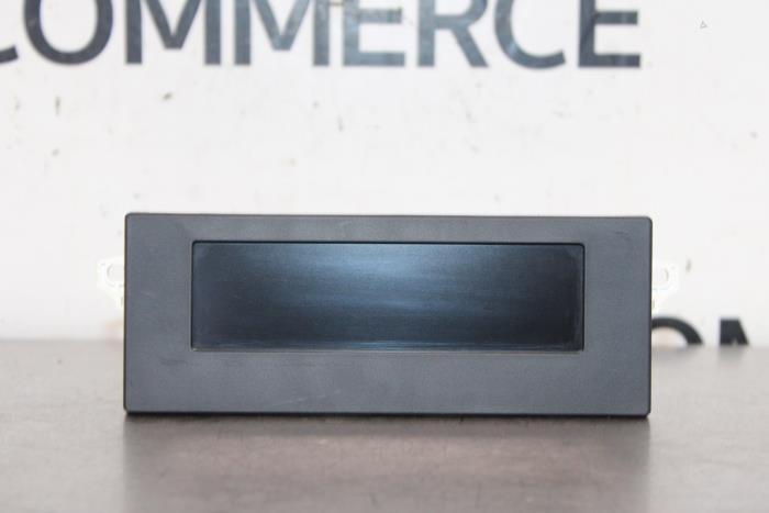 Begagnade Innerdisplay Citroen C-Elysee (DD) 1.2 Vti 82 12V Pris € 10,00 Marginaltabell erbjuds av Autocommerce