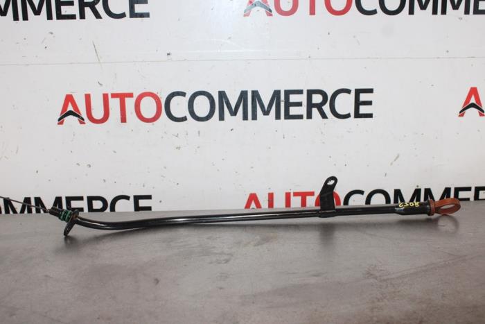 Gebrauchte Ölmessstab Citroen C5 II Berline (RC) 2.0 16V Preis € 15,00 Margenregelung angeboten von Autocommerce