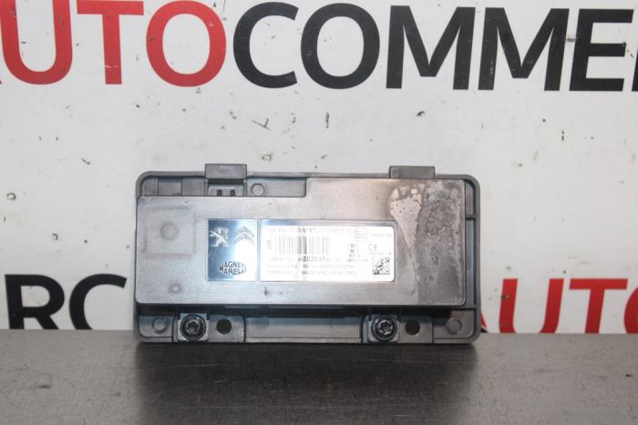 Begagnade Bluetooth-modul Peugeot 208 I (CA/CC/CK/CL) 1.2 Vti 12V PureTech Pris € 35,00 Marginaltabell erbjuds av Autocommerce