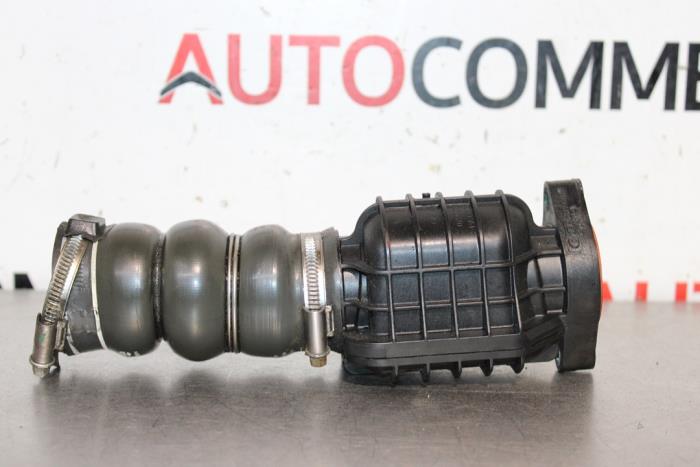 Gebrauchte Intercooler Rohr Peugeot Partner (GC/GF/GG/GJ/GK) 1.6 HDI 90 Preis auf Anfrage angeboten von Autocommerce