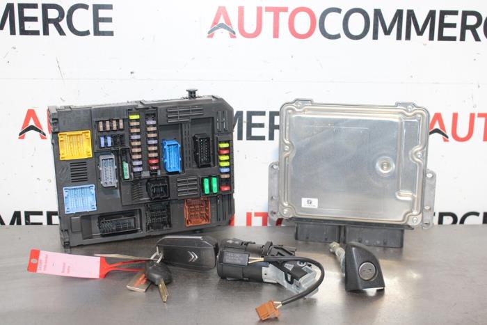 Used Engine management computer Citroen Berlingo 1.6 BlueHDI 100 Price € 300,00 Margin scheme offered by Autocommerce