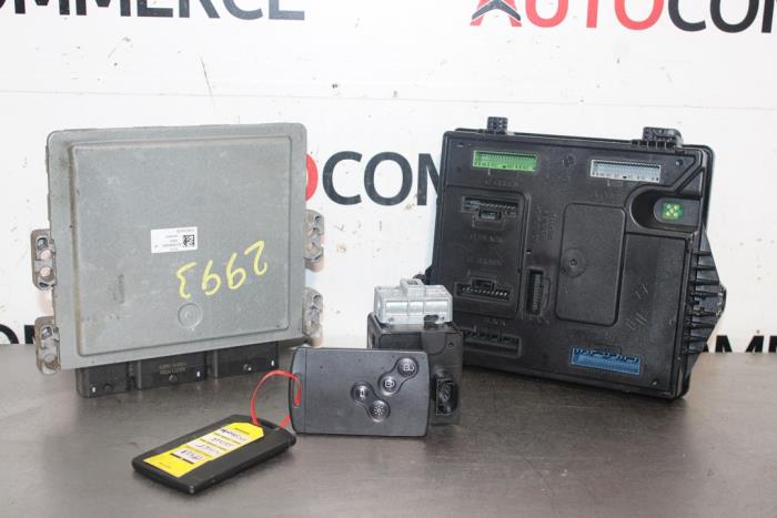 Used Engine management computer Renault Grand Scénic III (JZ) 1.5 dCi 110 Price € 400,00 Margin scheme offered by Autocommerce