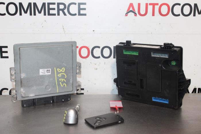 Used Engine management computer Renault Megane III Grandtour (KZ) 1.2 16V TCE 115 Price € 200,00 Margin scheme offered by Autocommerce