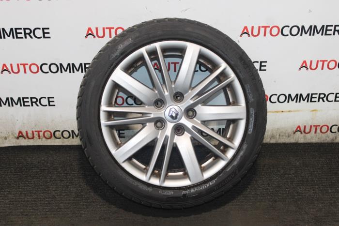 Begagnade Hjul + vinterdäck Renault Megane III Grandtour (KZ) 1.2 16V TCE 115 Pris € 75,00 Marginaltabell erbjuds av Autocommerce