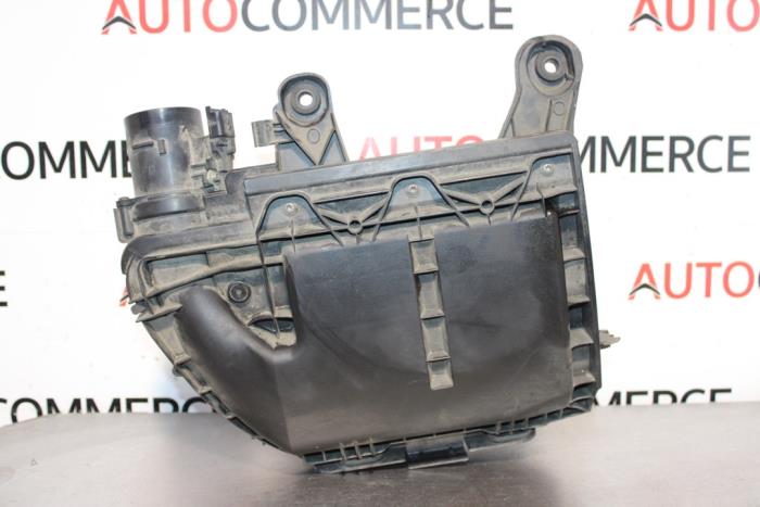 Gebrauchte Luftfiltergehäuse Peugeot 308 SW (L4/L9/LC/LJ/LR) 1.6 HDi 115 Preis auf Anfrage angeboten von Autocommerce