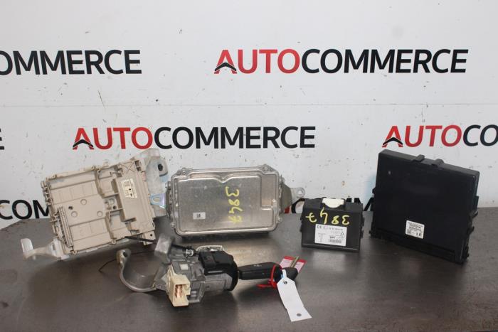 Used Engine management computer Citroen C1 1.0 12V VVT-i Price on request offered by Autocommerce
