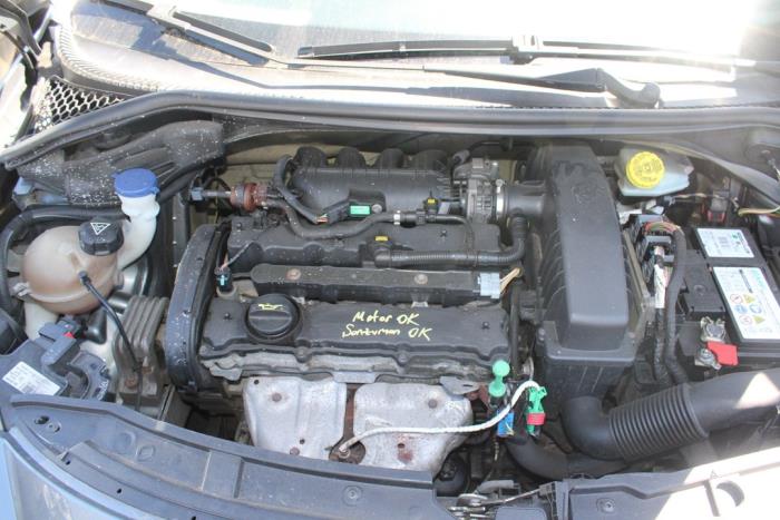 Używane Silnik Peugeot 207/207+ (WA/WC/WM) 1.4 16V Cena € 400,00 Procedura marży oferowane przez Autocommerce