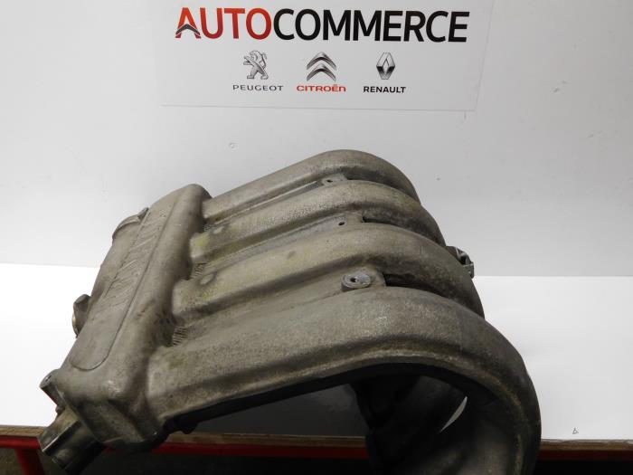 Gebrauchte Ansaugbrugge Renault Laguna II Grandtour (KG) 2.0 16V IDE Preis € 75,00 Margenregelung angeboten von Autocommerce