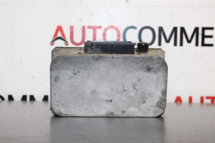 Used Automatic gearbox computer Renault Laguna II Grandtour (KG) 2.2 dCi 150 16V Price € 100,00 Margin scheme offered by Autocommerce