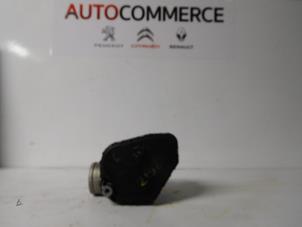 Used Throttle body Renault Megane II (BM/CM) 1.5 dCi 105 Price € 35,00 Margin scheme offered by Autocommerce