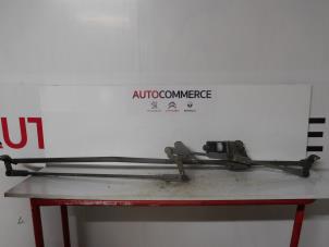 Used Front wiper motor Peugeot 307 (3A/C/D) 1.6 16V Price € 35,00 Margin scheme offered by Autocommerce
