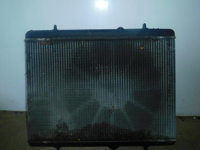 Usagé Radiateur Citroen C4 Coupé (LA) 1.6 HDi 16V 110 Prix € 15,00 Règlement à la marge proposé par Autocommerce