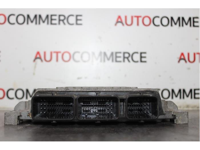 Used Engine management computer Renault Megane II (BM/CM) 1.5 dCi 105 Price € 45,00 Margin scheme offered by Autocommerce