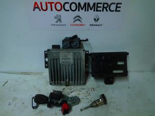 Used Engine management computer Renault Clio III (BR/CR) 1.5 dCi 70 Price € 120,00 Margin scheme offered by Autocommerce