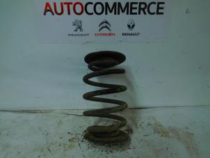 Used Rear coil spring Renault Clio II Societe (SB) 1.5 dCi 68 Price € 20,00 Margin scheme offered by Autocommerce