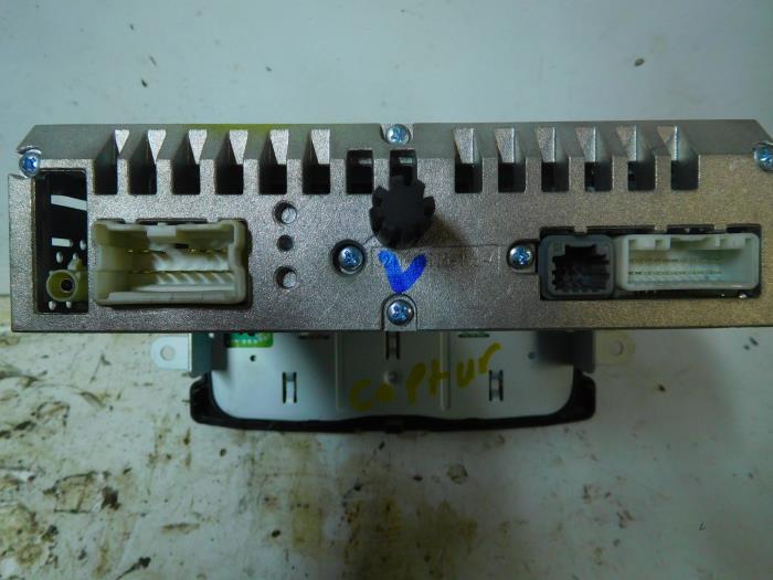 Radio CD player Renault Captur 0.9 Energy TCE 12V 281156752R