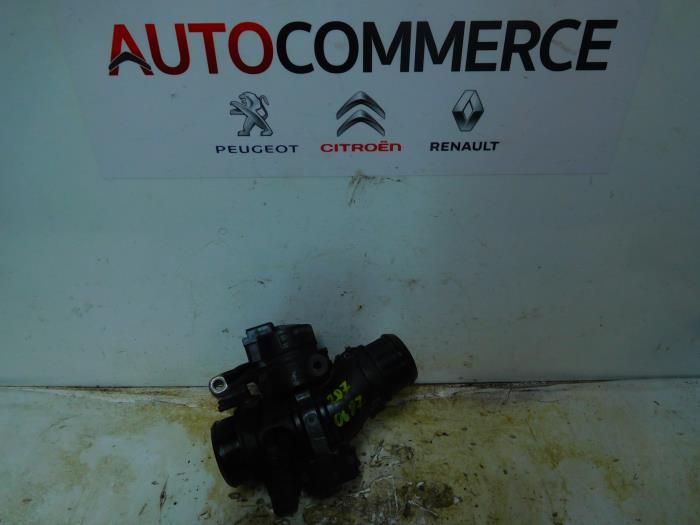 Gebrauchte Drosselklappengehäuse Peugeot 207/207+ (WA/WC/WM) 1.6 HDi 16V Preis € 20,00 Margenregelung angeboten von Autocommerce