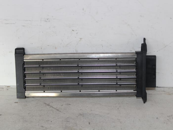 Heating element from a Renault Megane II Grandtour (KM) 1.5 dCi 80 2005