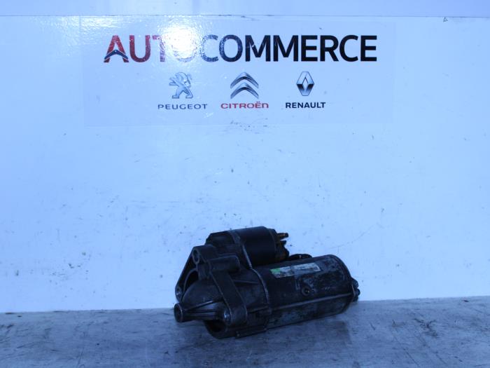 Begagnade Startmotor Renault Espace (JK) 2.2 dCi 150 16V Grand Espace Kat. Pris € 20,00 Marginaltabell erbjuds av Autocommerce