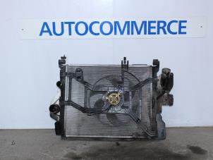 Used Radiator Renault Clio II Societe (SB) 1.5 dCi 80 Price € 25,00 Margin scheme offered by Autocommerce