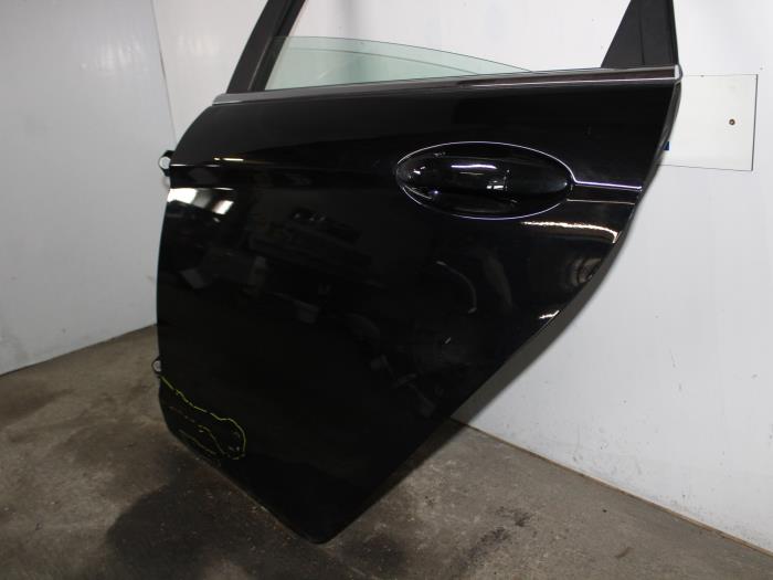 Rear door 4-door, left from a Ford Fiesta 6 (JA8) 1.0 EcoBoost 12V 100 2015