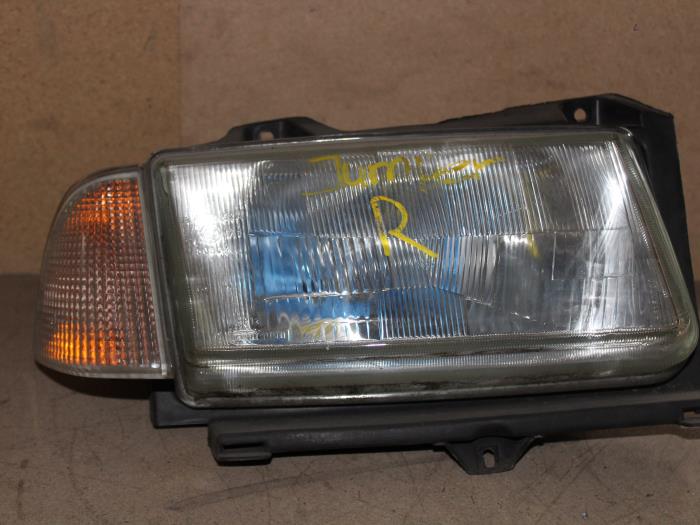 Headlight, right from a Peugeot Expert 2002