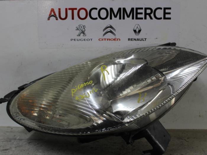 Headlight, right Citroen Xsara Picasso 1.8 16V PPT40