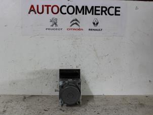 Usados Bomba ABS Renault Modus/Grand Modus (JP) 1.5 dCi 105 FAP Precio € 40,00 Norma de margen ofrecido por Autocommerce
