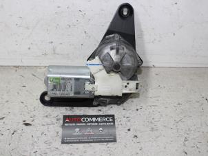 Used Rear wiper motor Renault Clio II Societe (SB) 1.5 dCi 65 Price on request offered by Autocommerce