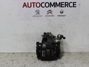 Usagé Etrier de frein (pince) arrière droit Peugeot 508 (8D) Prix € 40,00 Règlement à la marge proposé par Autocommerce
