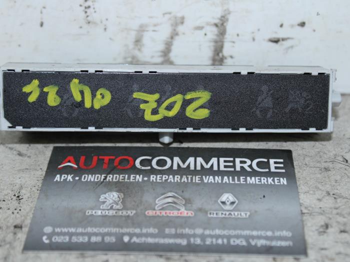 Begagnade Innerdisplay Peugeot 207/207+ (WA/WC/WM) 1.4 16V Vti Pris € 10,00 Marginaltabell erbjuds av Autocommerce