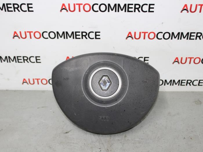 Left airbag (steering wheel) from a Renault Clio III (SR) 1.5 dCi 70 2010