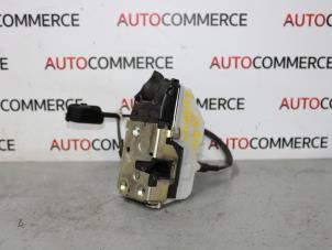 Gebrauchte Türschlossmechanik 4-türig links vorne Renault Megane Scénic (JA) 1.6 RT Preis auf Anfrage angeboten von Autocommerce