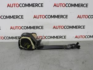 Used Rear seatbelt, right Renault Clio II (BB/CB) 1.4 16V Price € 35,00 Margin scheme offered by Autocommerce