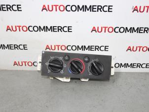 Used Air conditioning control panel Renault Master III (FD/HD) 2.5 dCi 16V Price € 40,00 Margin scheme offered by Autocommerce